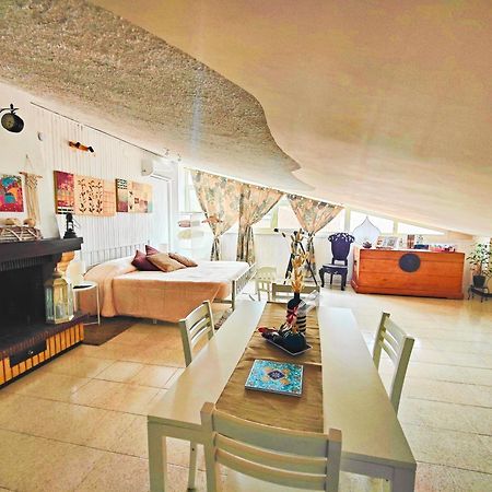 O' Frechete! Apartment Сулмона Екстериор снимка